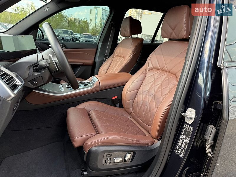 Внедорожник / Кроссовер BMW X5 2024 в Харькове