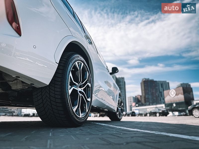 Внедорожник / Кроссовер BMW X5 2019 в Киеве