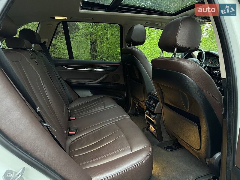 Внедорожник / Кроссовер BMW X5 2015 в Львове