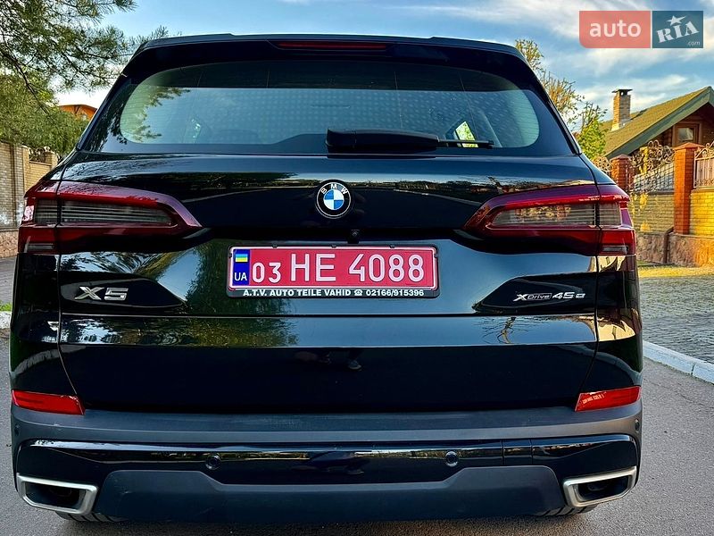 Внедорожник / Кроссовер BMW X5 2021 в Ровно