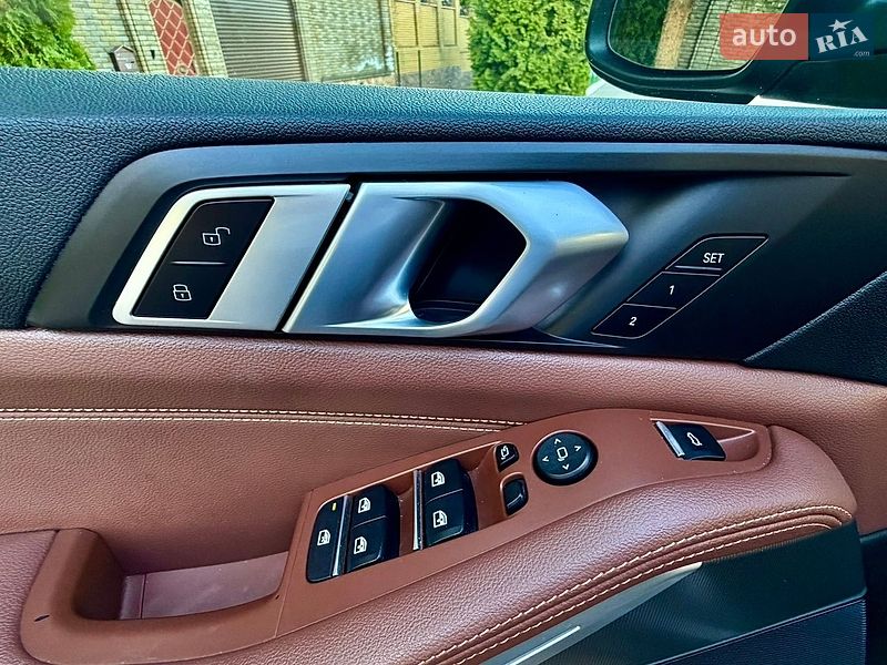 Внедорожник / Кроссовер BMW X5 2021 в Ровно