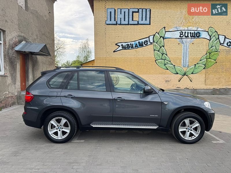 Внедорожник / Кроссовер BMW X5 2012 в Луцке