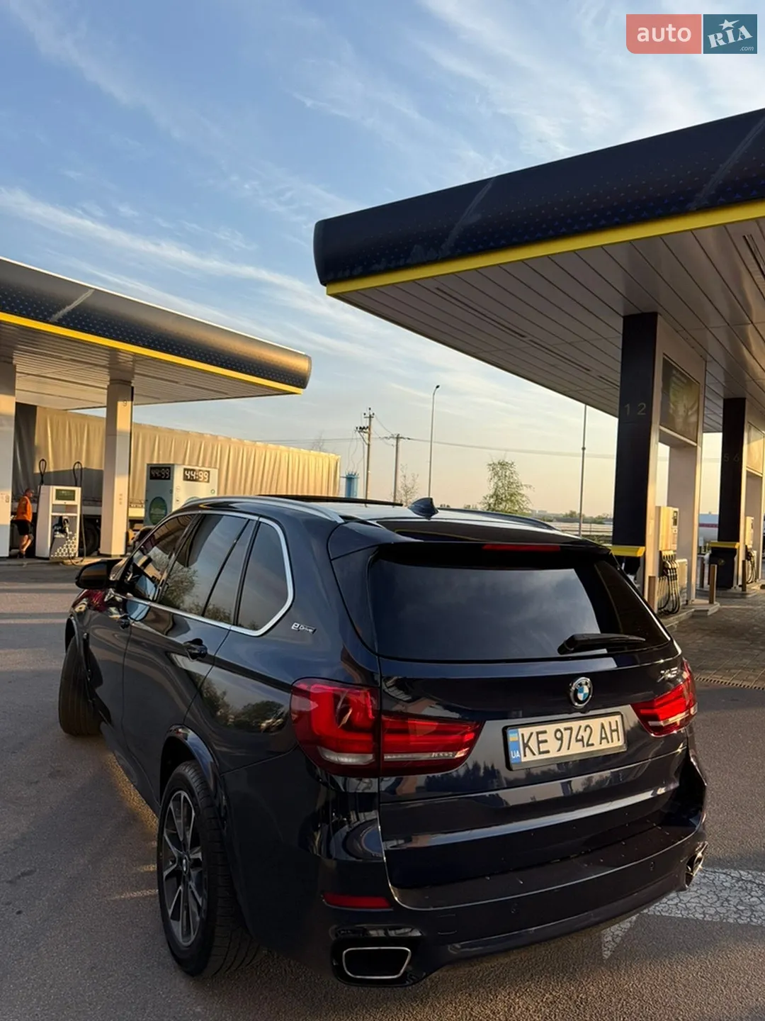 2017 BMW X5 - мініатюра 16