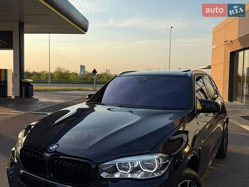 Внедорожник / Кроссовер BMW X5 2017 в Днепре
