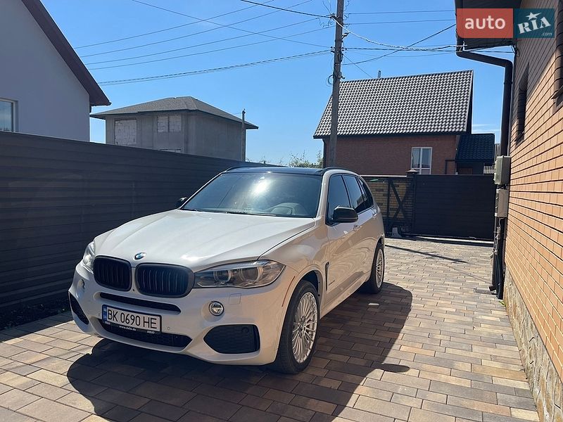 Внедорожник / Кроссовер BMW X5 2014 в Сарнах