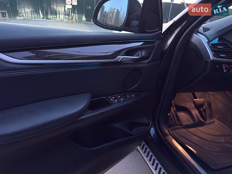 Внедорожник / Кроссовер BMW X5 2014 в Киеве
