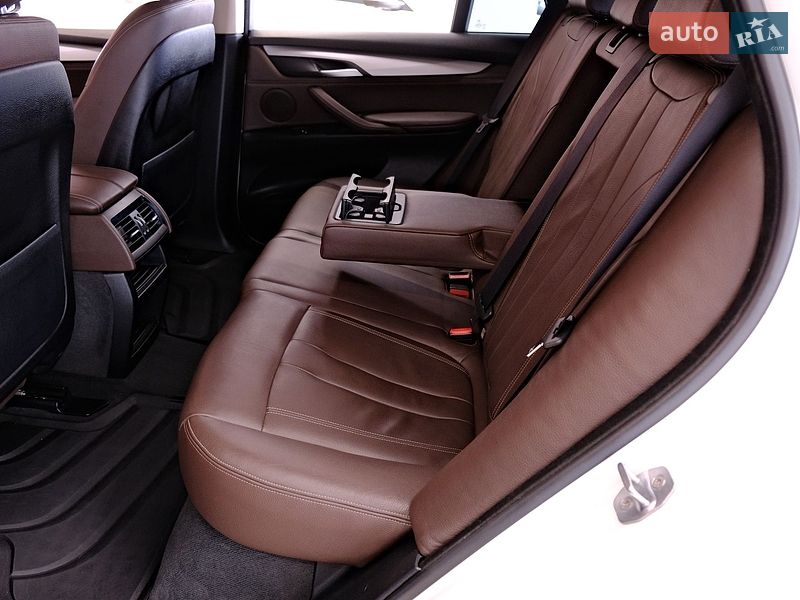 Внедорожник / Кроссовер BMW X5 2015 в Одессе
