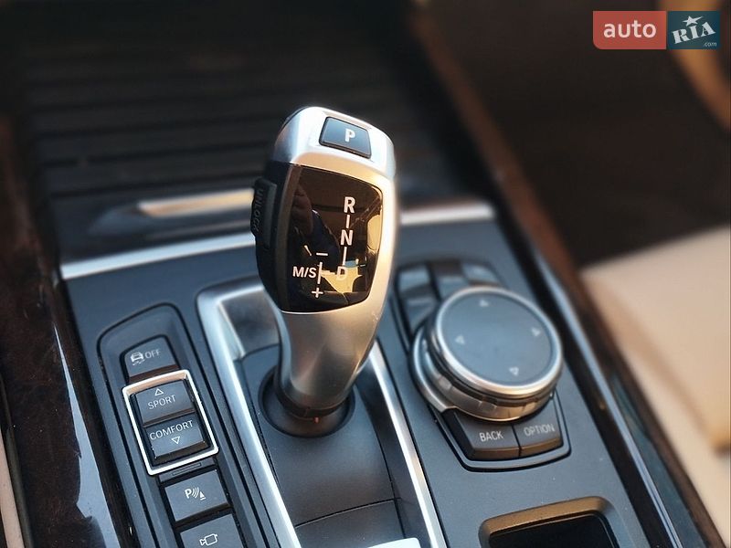 Внедорожник / Кроссовер BMW X5 2015 в Житомире