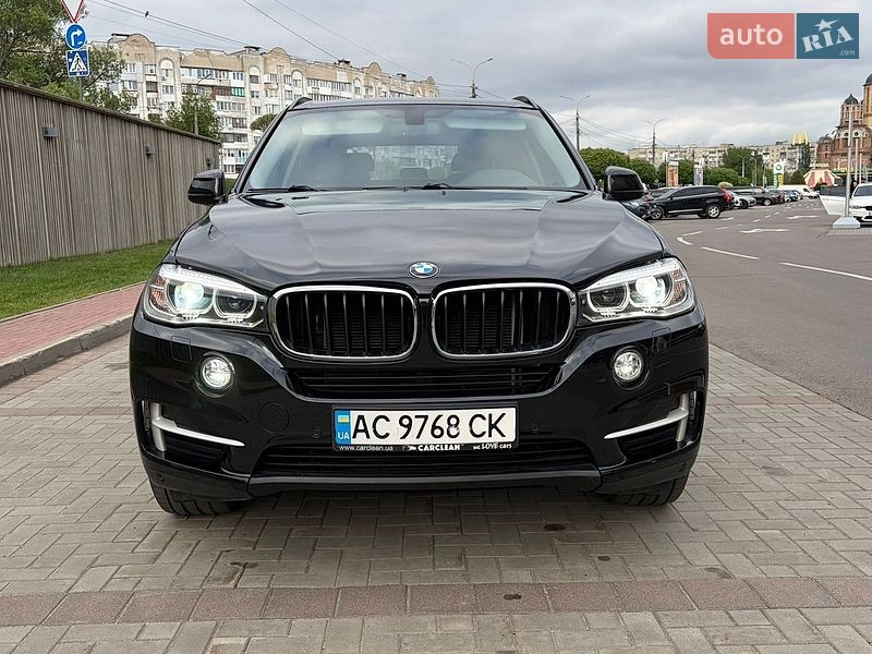 Внедорожник / Кроссовер BMW X5 2016 в Луцке