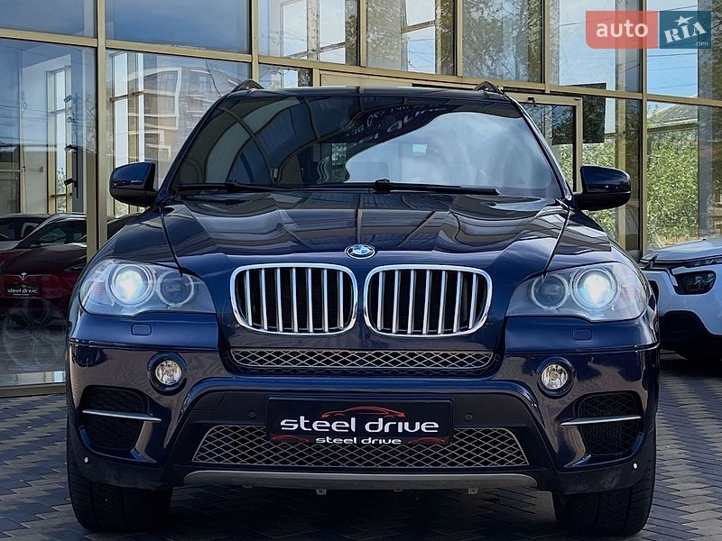 Внедорожник / Кроссовер BMW X5 2010 в Николаеве