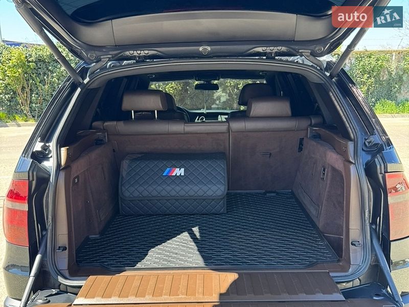 Внедорожник / Кроссовер BMW X5 2008 в Черноморске