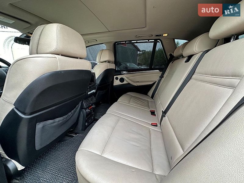 Внедорожник / Кроссовер BMW X5 2011 в Виннице