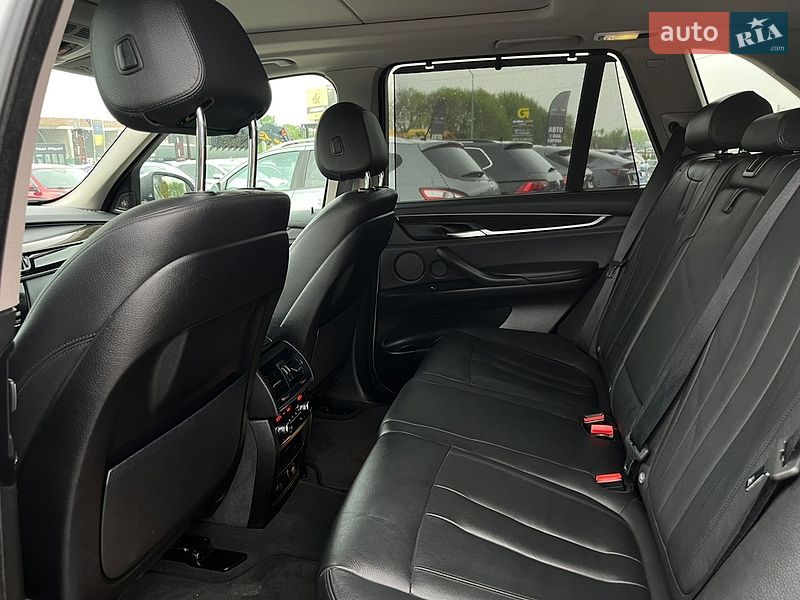 Внедорожник / Кроссовер BMW X5 2016 в Львове