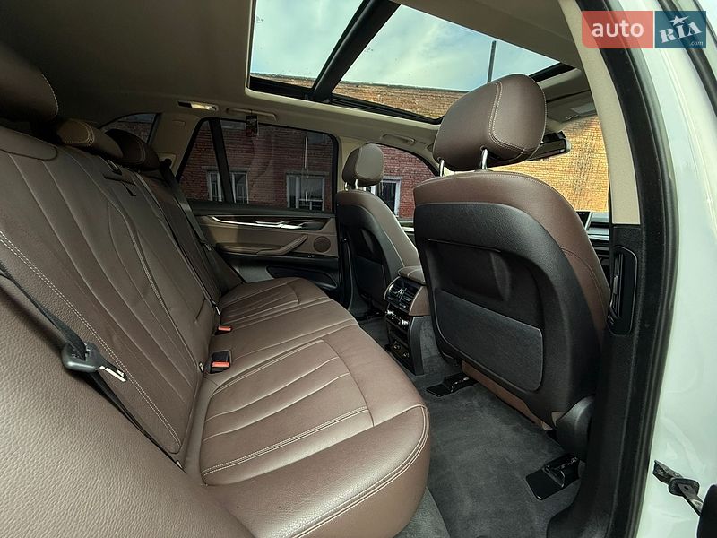 Внедорожник / Кроссовер BMW X5 2015 в Лубнах