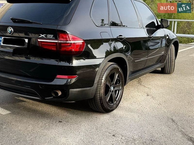 Внедорожник / Кроссовер BMW X5 2010 в Киеве