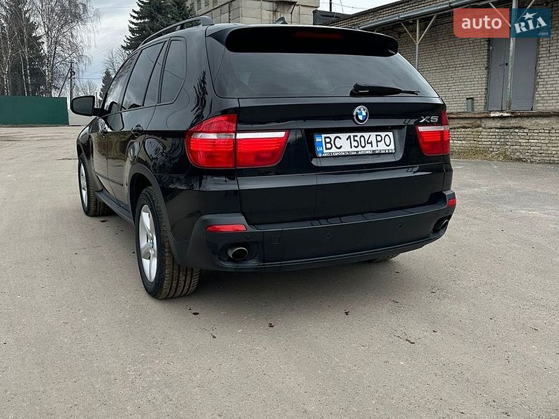 Позашляховик / Кросовер BMW X5 2010 в Львові