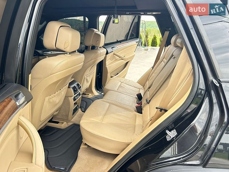Внедорожник / Кроссовер BMW X5 2013 в Солотвине