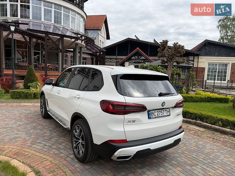 Внедорожник / Кроссовер BMW X5 2021 в Стрые
