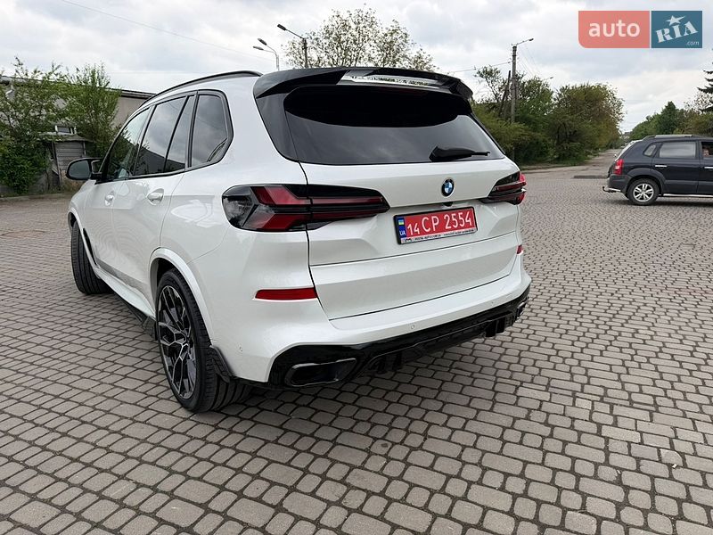 Внедорожник / Кроссовер BMW X5 2021 в Ивано-Франковске