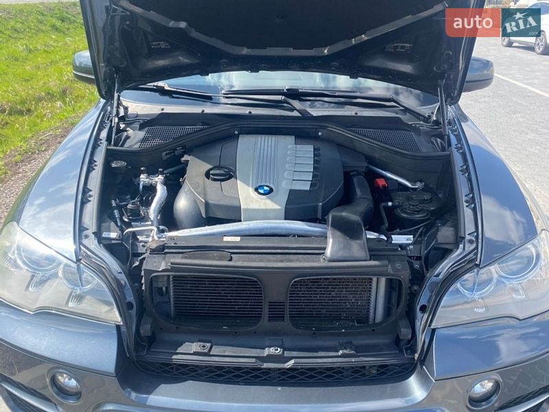 Внедорожник / Кроссовер BMW X5 2013 в Львове