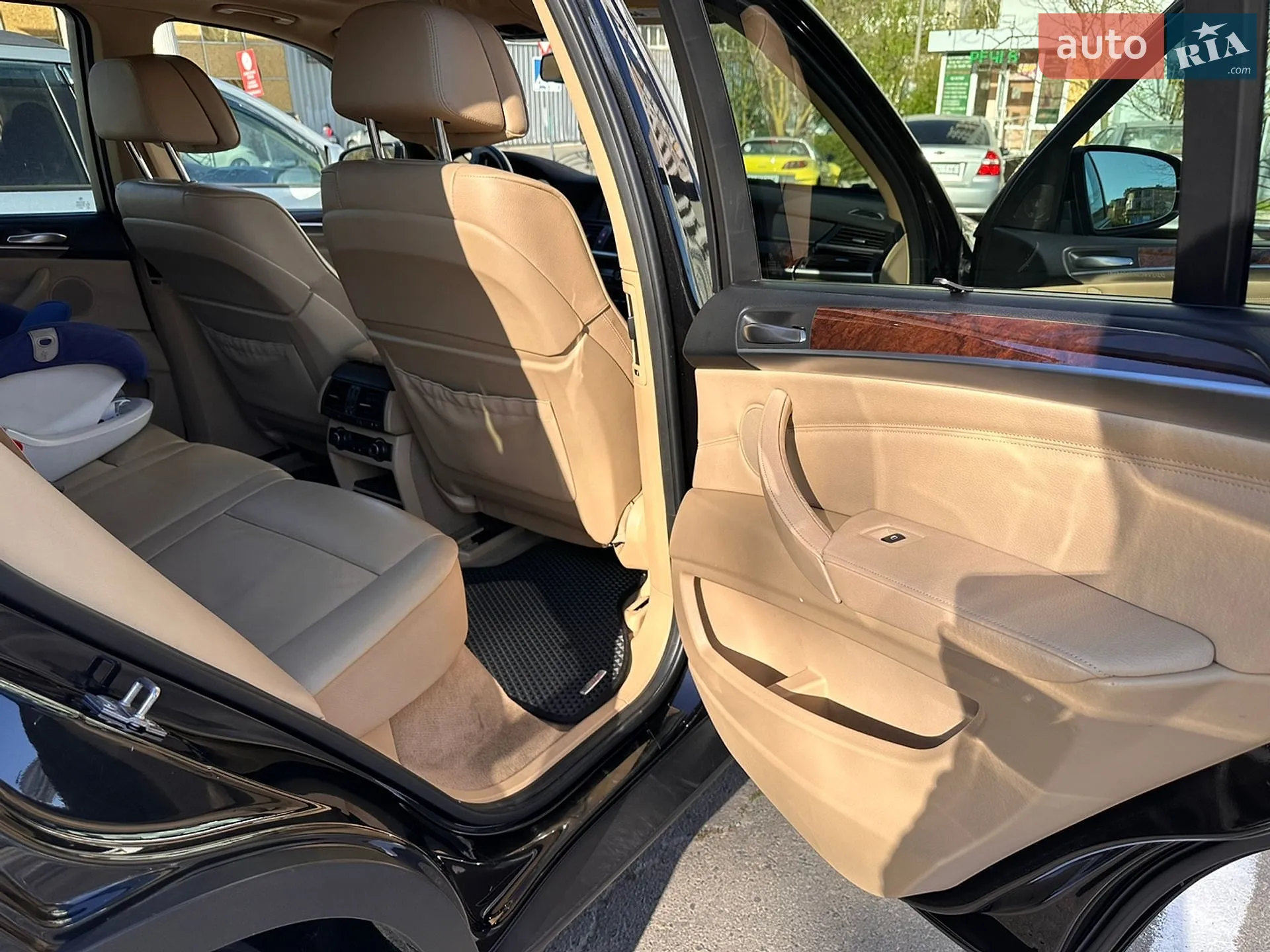2011 BMW X5 - мініатюра 14