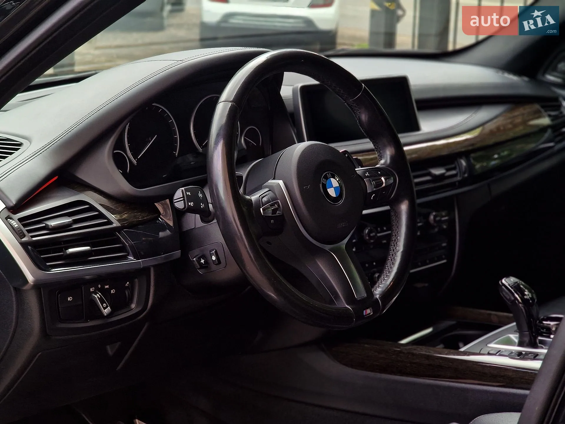 2015 BMW X5 - мініатюра 47