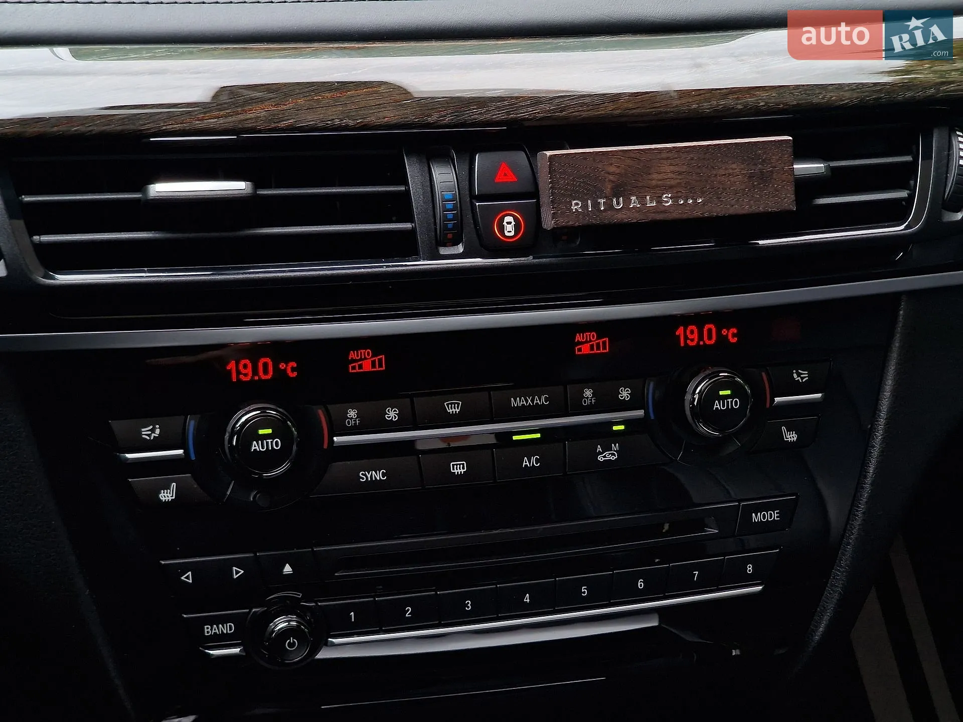 2015 BMW X5 - мініатюра 71