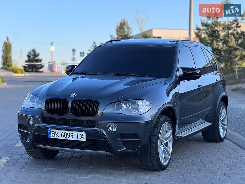 Позашляховик / Кросовер BMW X5 2013 в Рівному