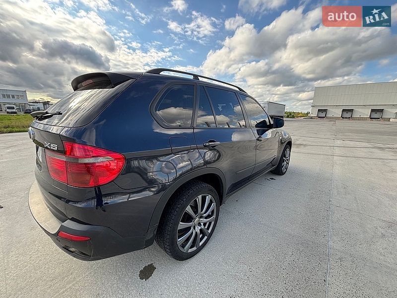 Внедорожник / Кроссовер BMW X5 2007 в Коростене