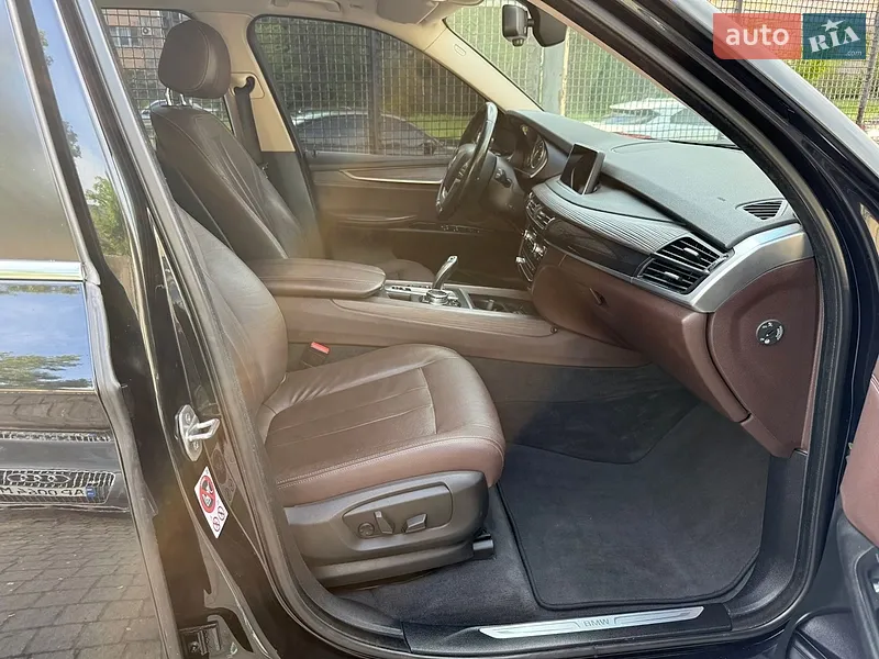 BMW X5 2015 VIN WBALS010800S32641 фото оголошення 12 з 51