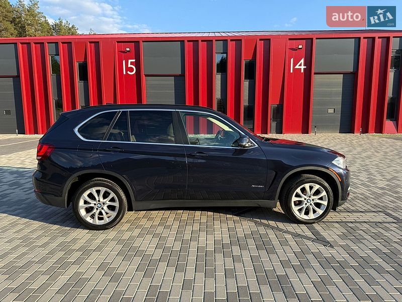 Позашляховик / Кросовер BMW X5 2015 в Львові
