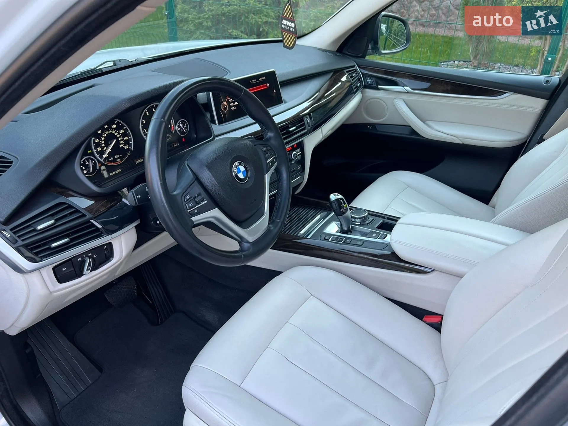 2015 BMW X5 - мініатюра 15