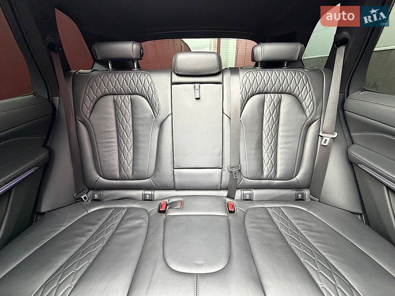 Позашляховик / Кросовер BMW X5 2019 в Києві фото 12 Позашляховик / Кросовер BMW X5 2019 в Києві