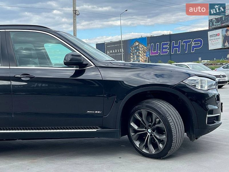 Позашляховик / Кросовер BMW X5 2015 в Львові