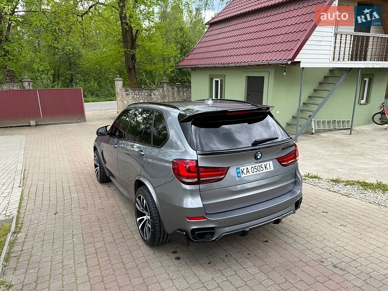 Позашляховик / Кросовер BMW X5 2015 в Івано-Франківську