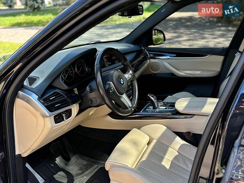 Внедорожник / Кроссовер BMW X5 2016 в Киеве