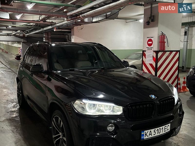 Внедорожник / Кроссовер BMW X5 2016 в Киеве