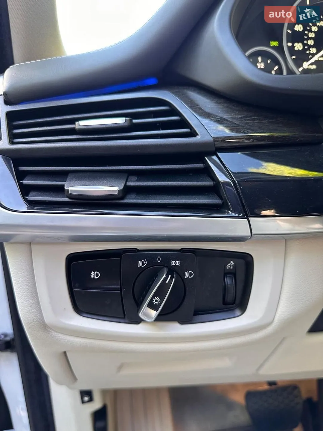 2016 BMW X5 - мініатюра 16