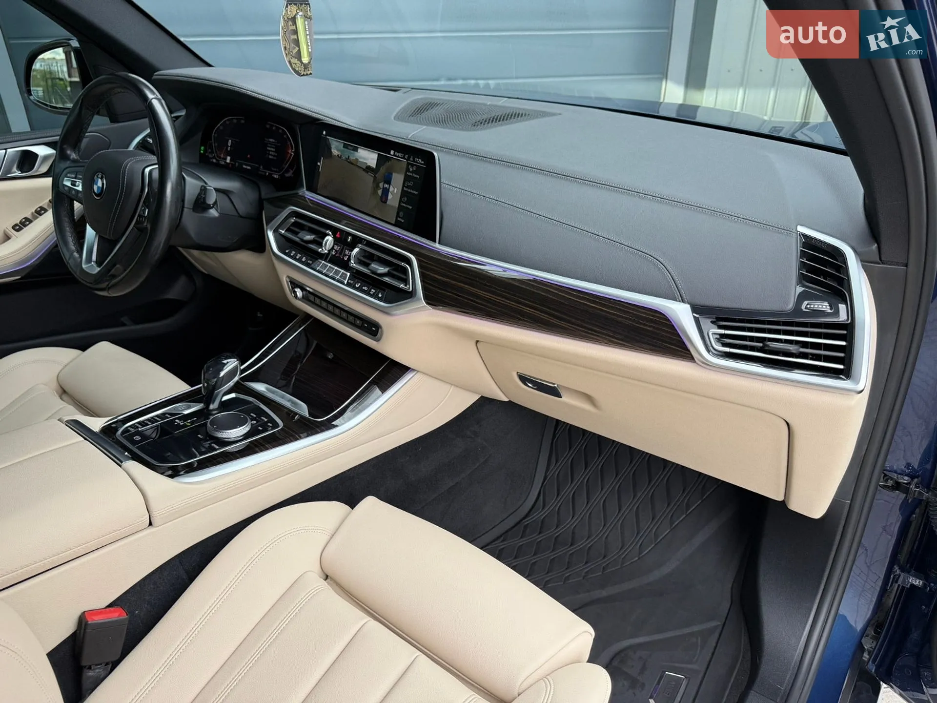 2021 BMW X5 - мініатюра 91