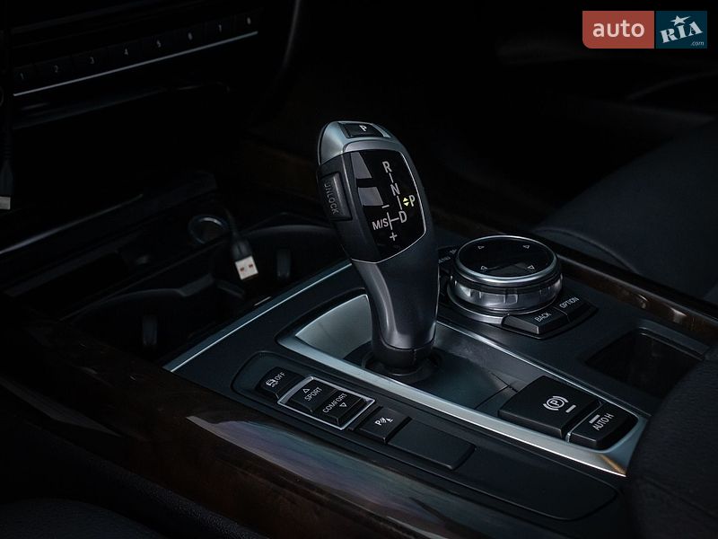 Внедорожник / Кроссовер BMW X5 2013 в Киеве