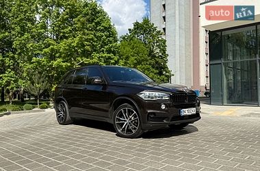 Позашляховик / Кросовер BMW X5 2015 в Рівному