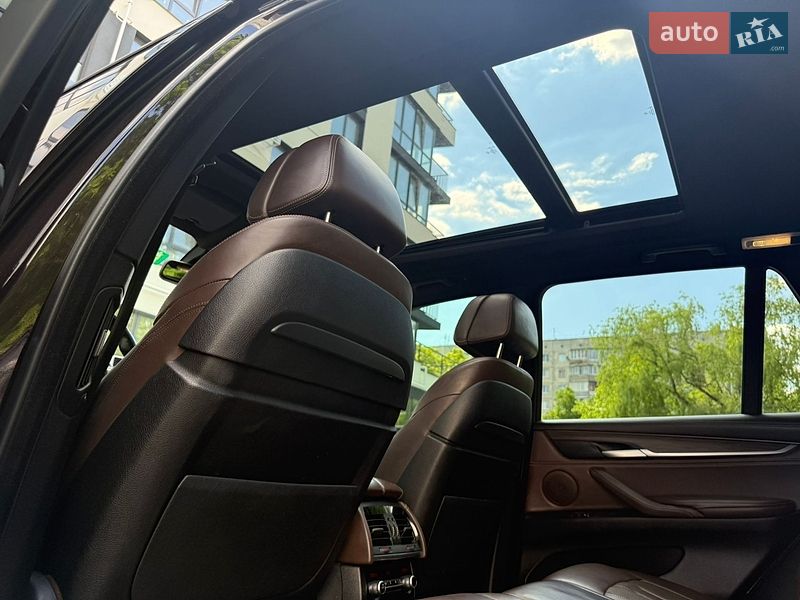 Внедорожник / Кроссовер BMW X5 2015 в Ровно