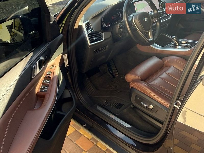 Внедорожник / Кроссовер BMW X5 2020 в Киеве