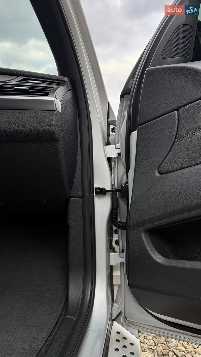 2010 BMW X5 - мініатюра 20