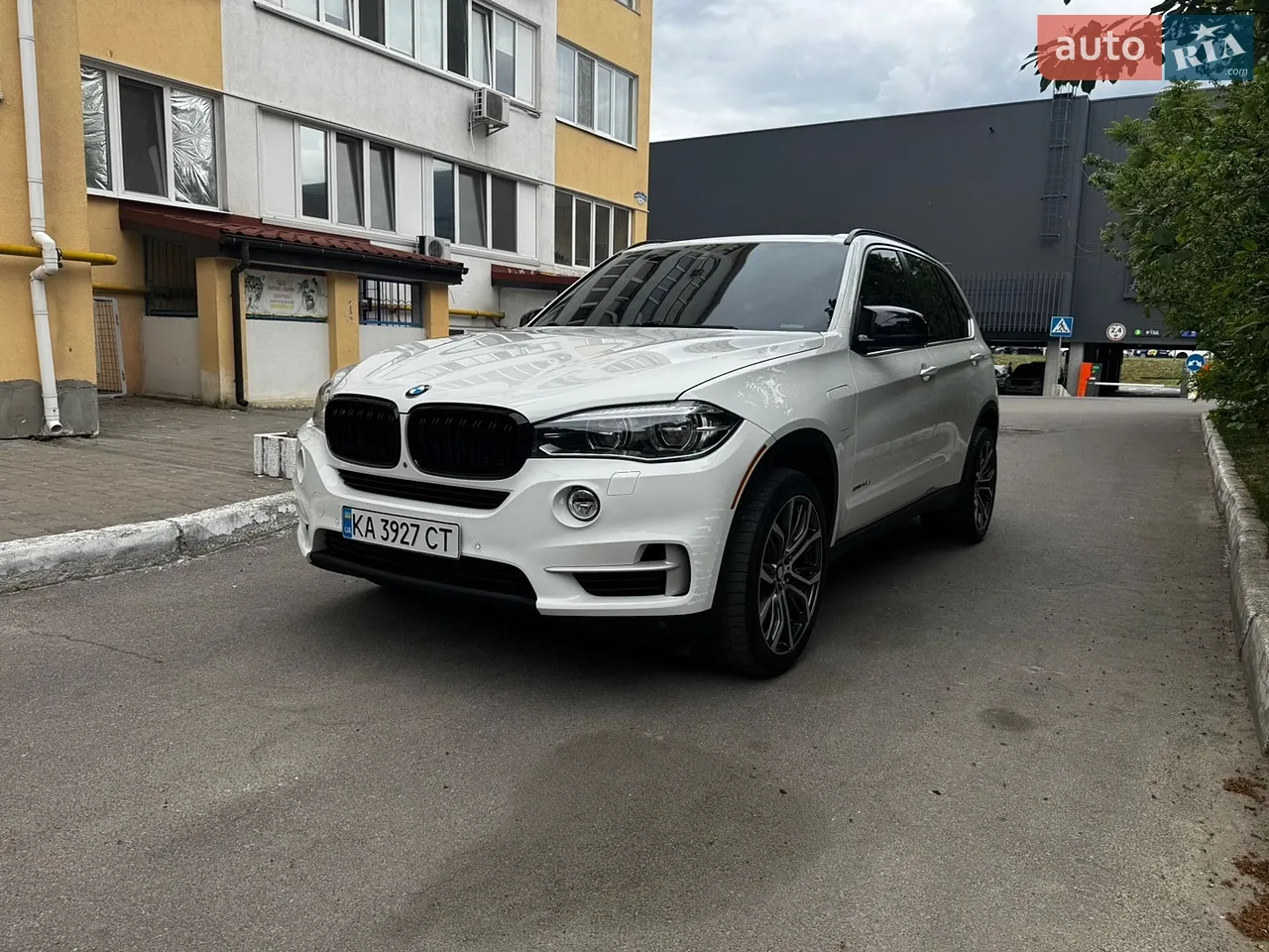 2022 Tesla Model Y - мініатюра 9