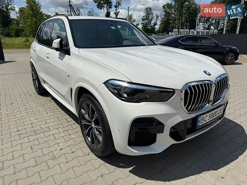 Позашляховик / Кросовер BMW X5 2022 в Мостиській