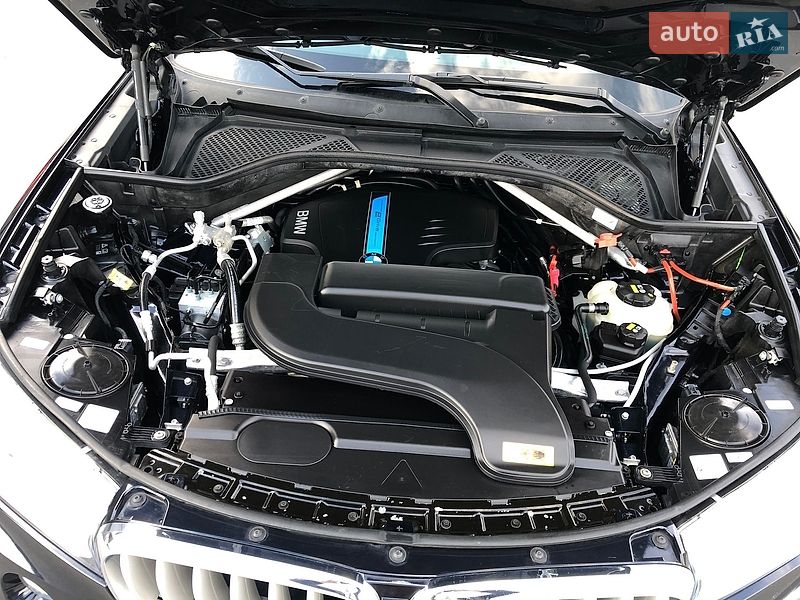 Внедорожник / Кроссовер BMW X5 2017 в Костополе