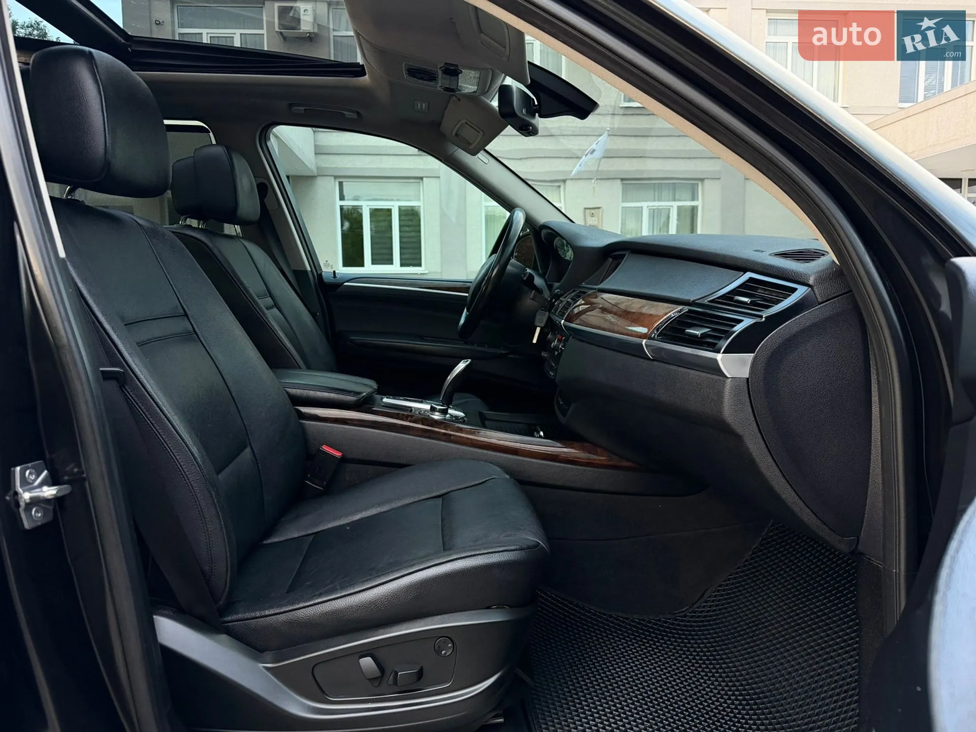 2010 BMW X5 - мініатюра 50