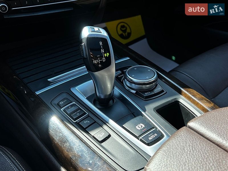 Внедорожник / Кроссовер BMW X5 2015 в Львове