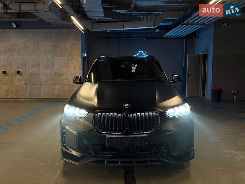 Внедорожник / Кроссовер BMW X5 2024 в Киеве